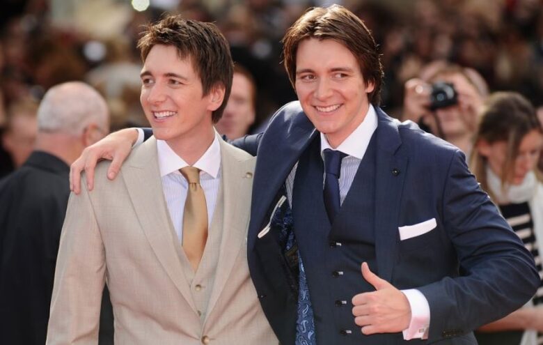 Oliver Phelps (right) with hsi twin brother James Phelps