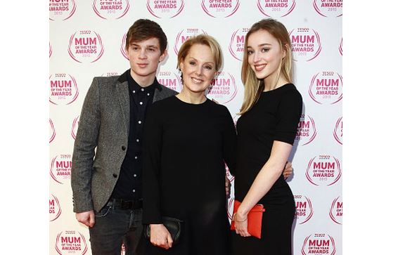 Coronation Street Star Sally Dynevor with two of her kids