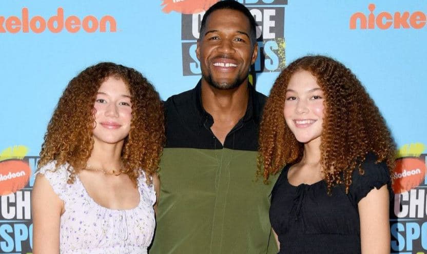 Michael Strahan with his twin daughters Sophia and Isabella