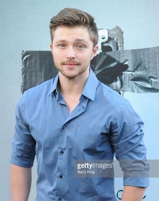 Sterling Knight the actor