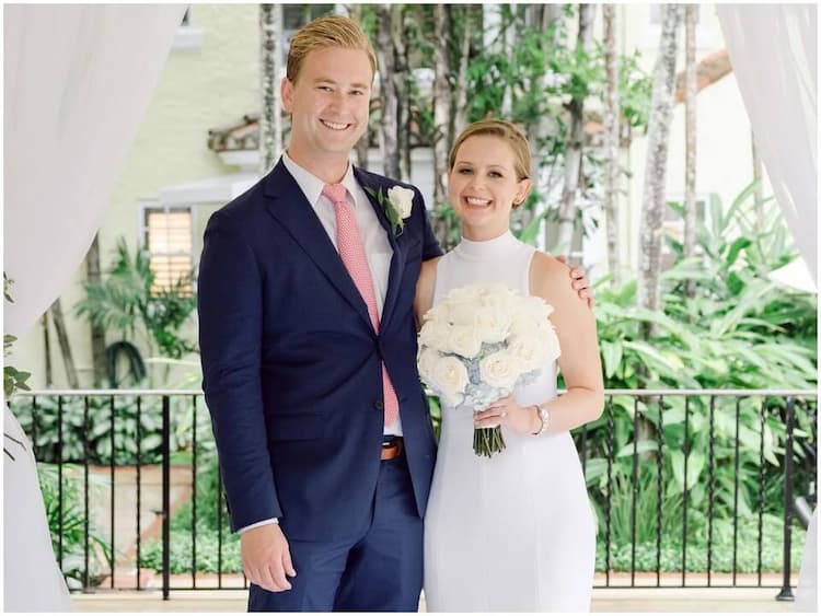 Peter Doocy and his wife Hillary Vaughn Photo
