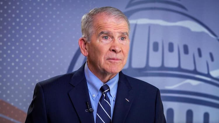 Oliver North Photo