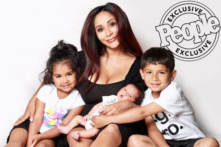 Snooki and her children Photo