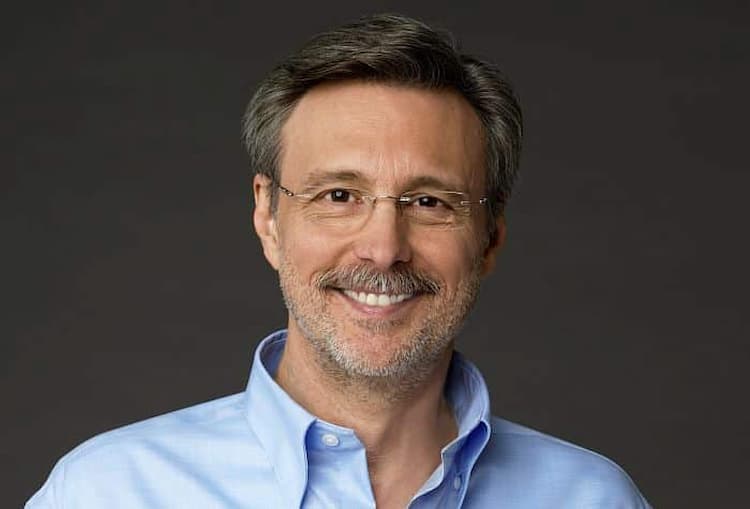 Thom Hartmann Photo