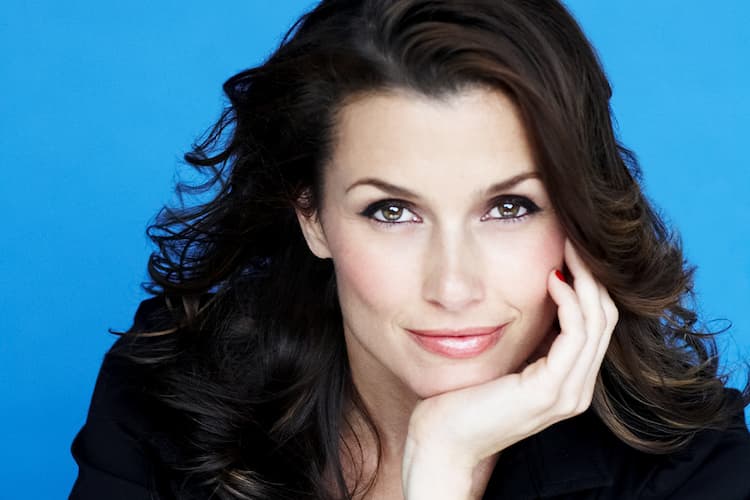 Bridget Moynahan Photo