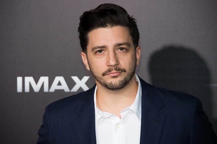 John Magaro Photo