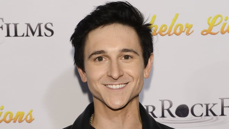 Mitchel Musso Photo