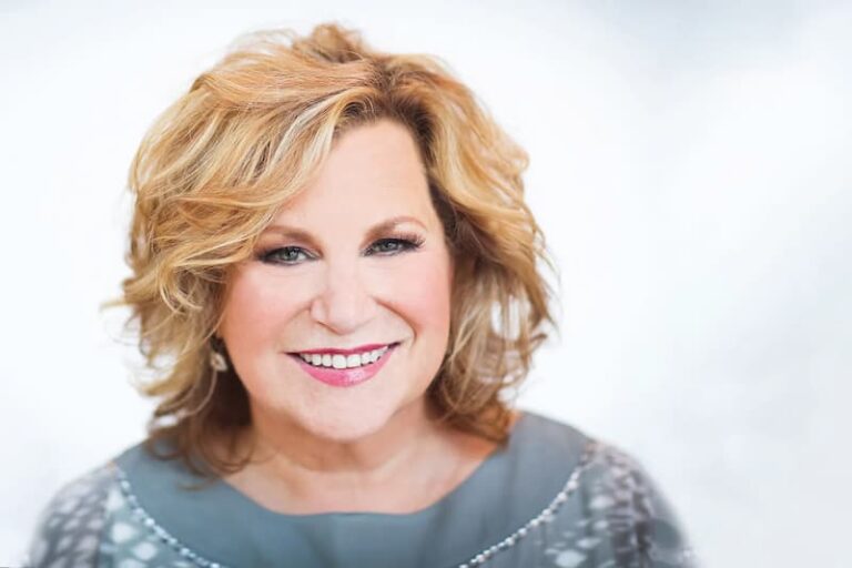 Sandi Patty Singer, Bio, Age, Net Worth, Height, Family, Husband