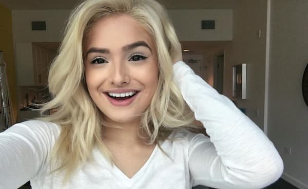 Chachi Gonzales Photo 