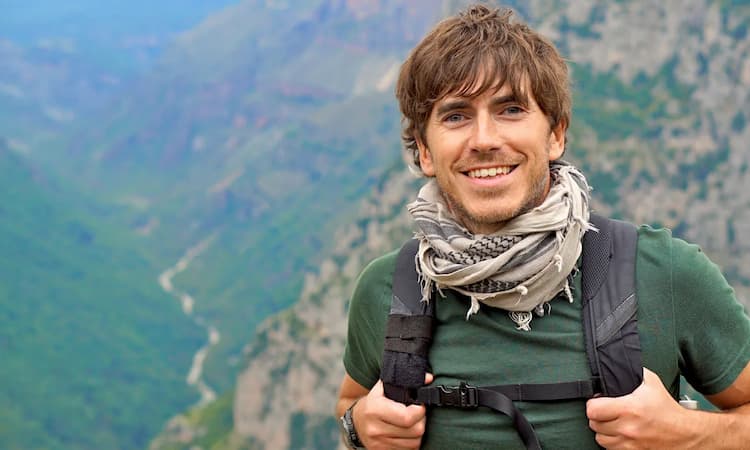 Simon Reeve Photo