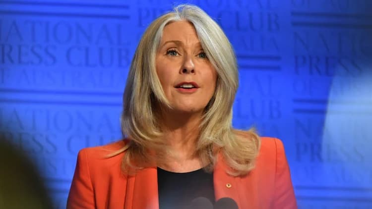 Tracey Spicer Photo