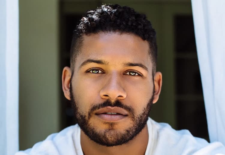 Jeffrey Bowyer-Chapman Photo