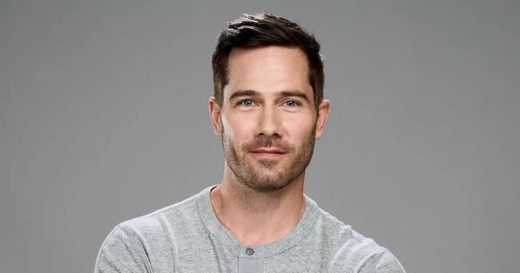 Luke Macfarlane Photo