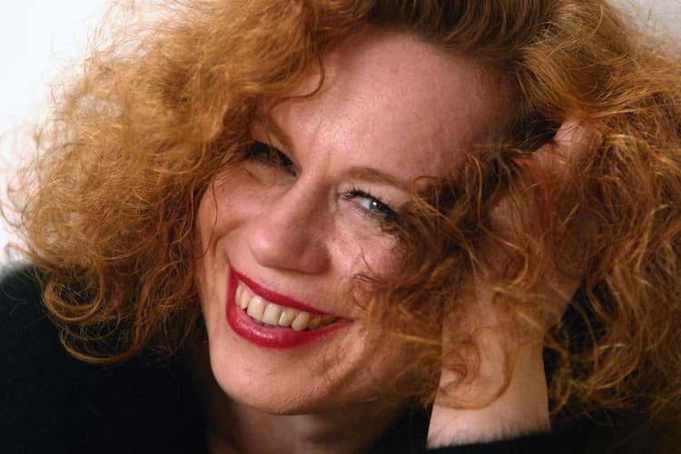 Sarah Jane Morris Photo