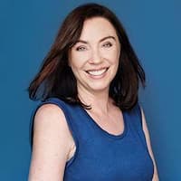 Stephanie Courtney Photo