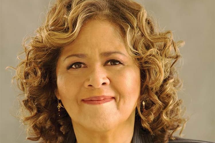 American actress, playwright, and professor Anna Deavere Smith Photo