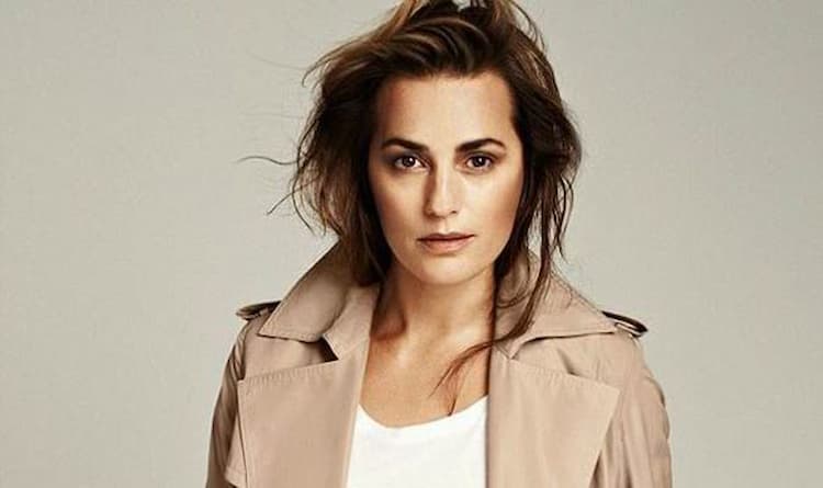 English model Yasmin Le Bon Photo