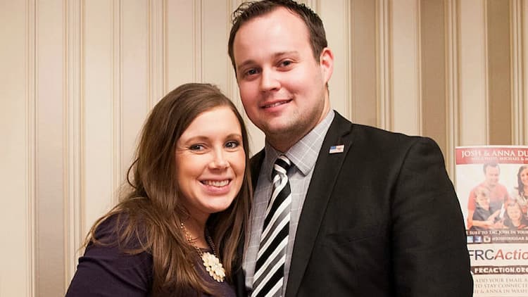 Josh Duggar together with his wife Anna Renee Duggar 