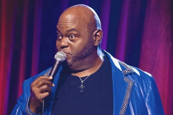 Lavell Crawford 