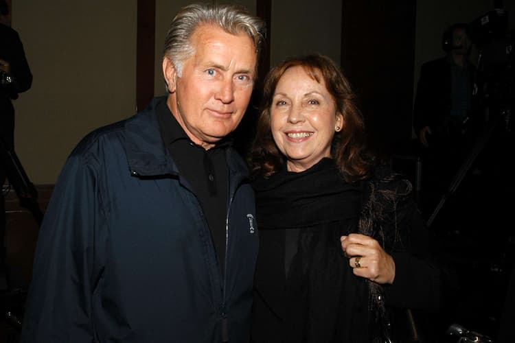 Martin Sheen together with his wife Janet Sheen 