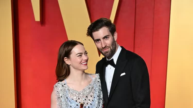 Emma Stone together with her husband Dave McCary