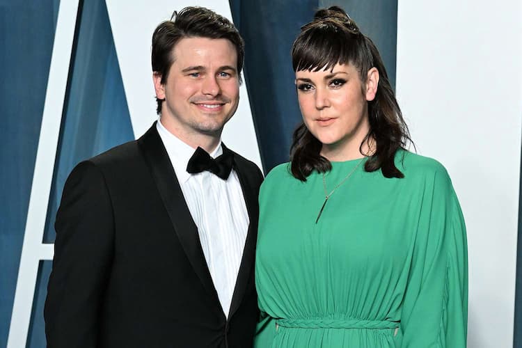 Jason Ritter together with his wife Melanie Lynskey 