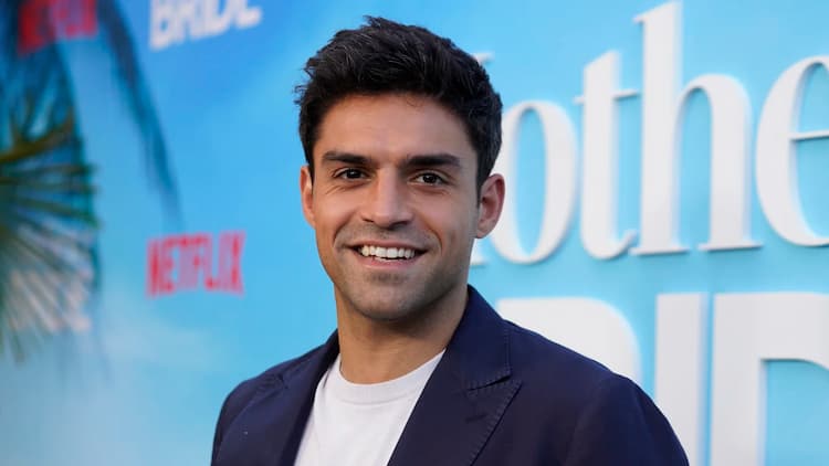 British actor Sean Teale