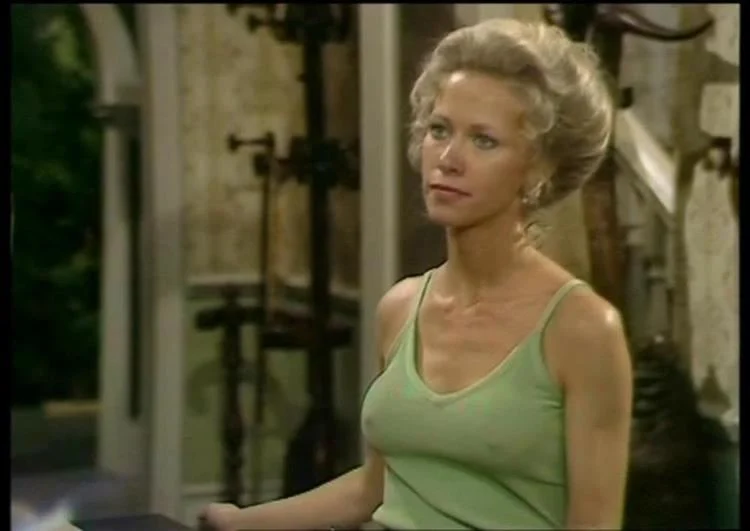 Connie Booth 