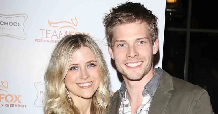 Hunter Parrish together with his wife Kathryn Wahl 